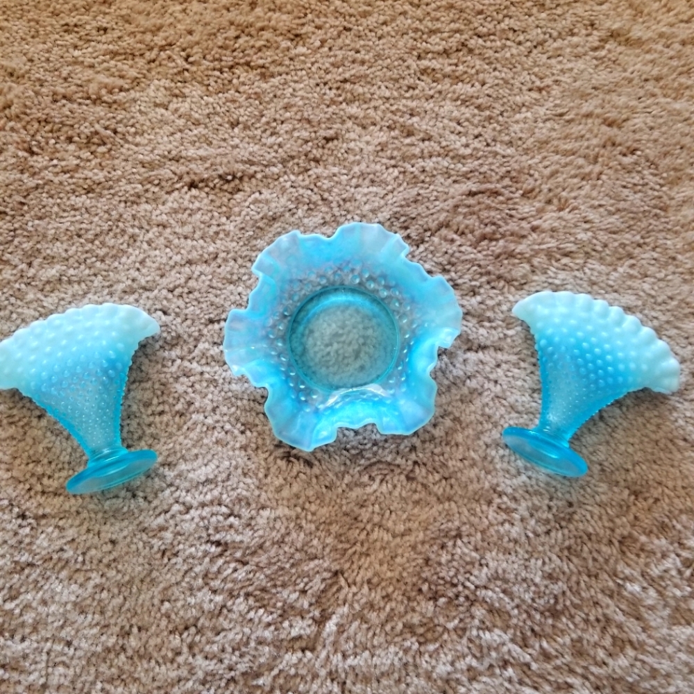 Vintage Hobnail Blue Opalescent -3 pcs